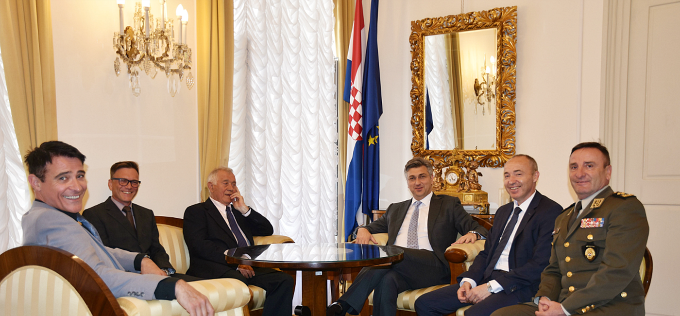 Predsjednik Vlade Andrej Plenković primio redatelja filma General Antuna Vrdoljaka, Gorana Višnjića i Andriju Vrdoljaka